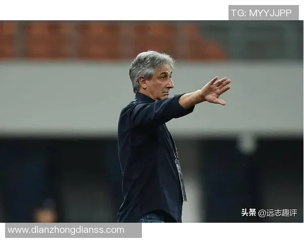 足球明星退役后的人生选择与职业转型探讨