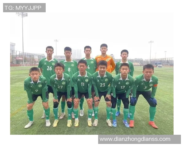 重庆足球队与杭州足球队赛后分析实力对比与未来展望 重庆足球队与杭州足球队赛后分析实力对比与未来展望